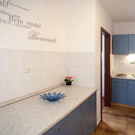 Rastici 2104b Trogir